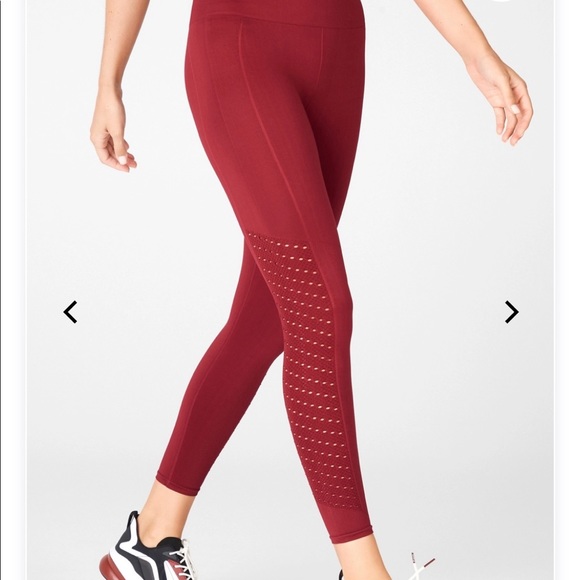 Fabletics Sync High-waisted Perforated 7/8 XS/4 - Picture 2 of 9